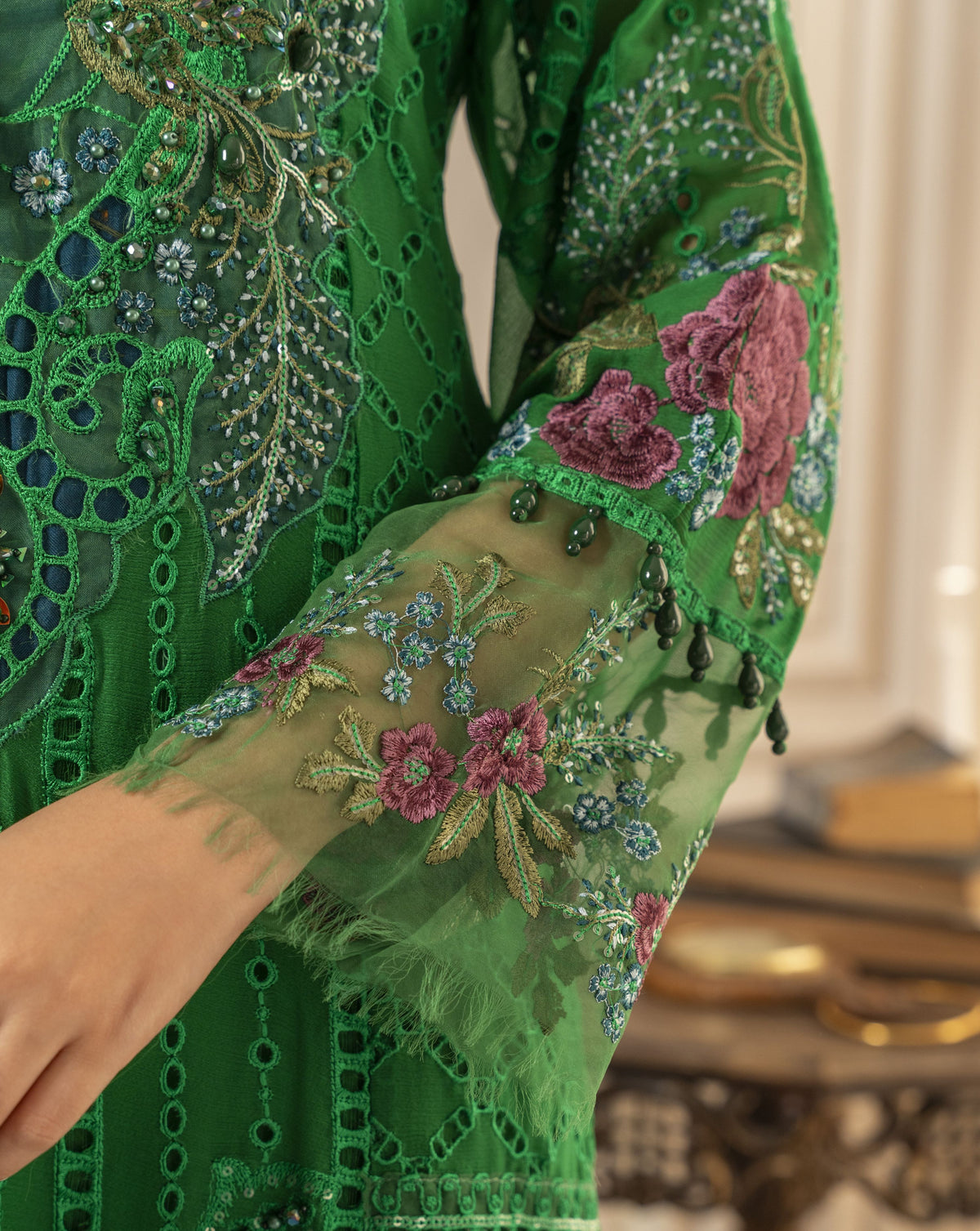 AL-3994 GREEN